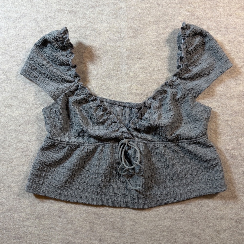 Balletcore Peplum Hem Grey V-Neck Drawstring Crop Top Ruffle Cap Sleeve